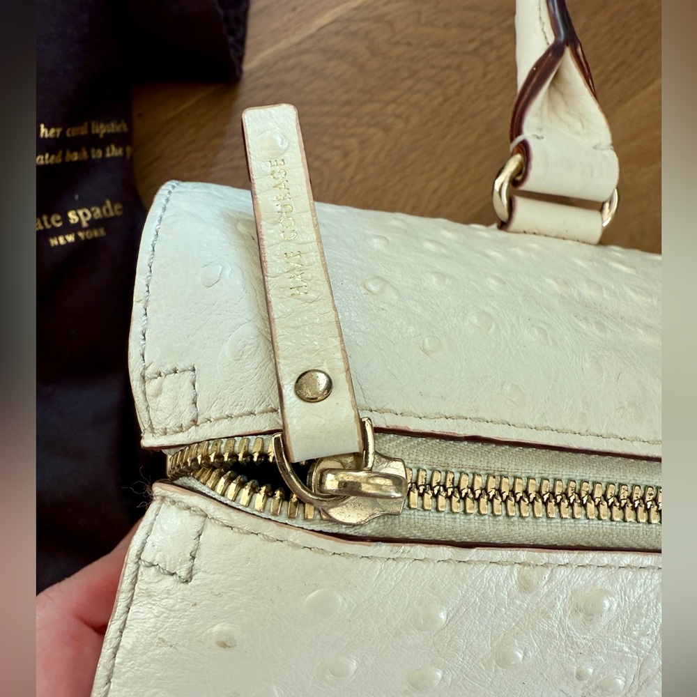Kate Spade Ivory Head in the Sand Melinda Handbag - Picture 12 of 15
